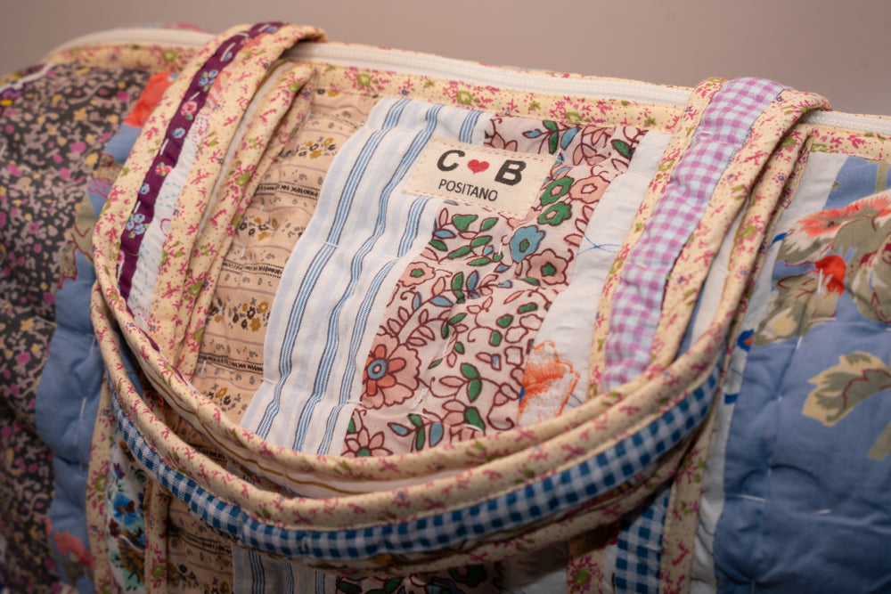 LARGE TRAVEL BAG