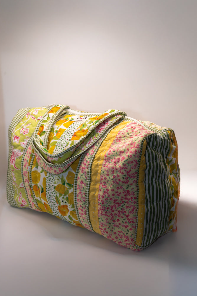 LARGE TRAVEL BAG